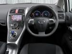 Toyota Auris HSD 2010 года (UK)
